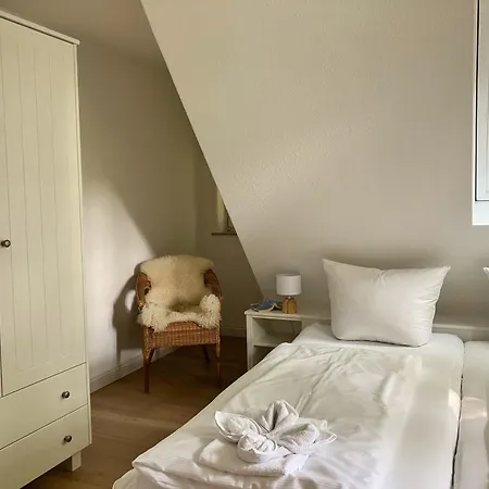 Suedstrand- Luett Strandhus, Gmelinstrasse * Wyk auf Foehr